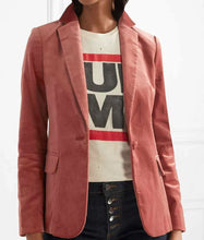 Grown-Ish S1 E6 Zoey Johnson Pink Velvet Blazer