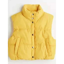 Love Is Blind Micah Lussier Yellow Vest