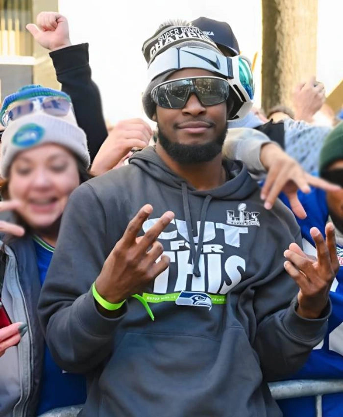 Super Bowl Parade Seattle Seahawks Cut For This Hoodie