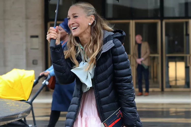 Sarah jessica parker black coat
